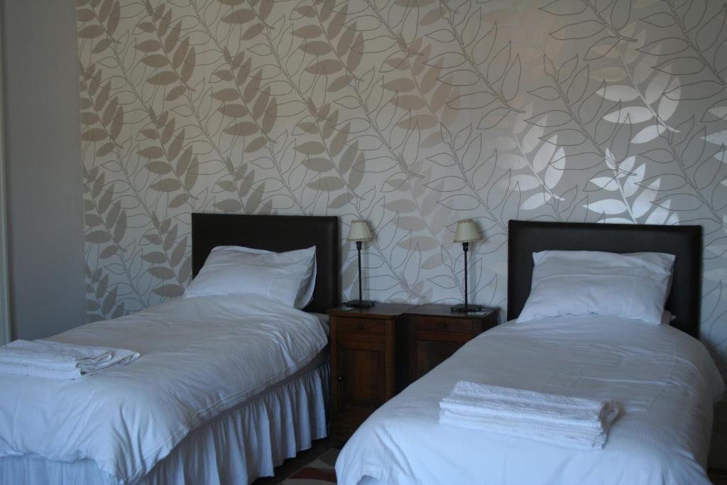 Le Voltaire Bed & Breakfast Airvault Oda fotoğraf
